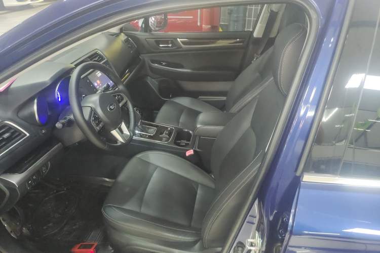 Used Subaru Legacy 2016 2.5i All-Wheel-Drive Glory Edition Left Front Seat