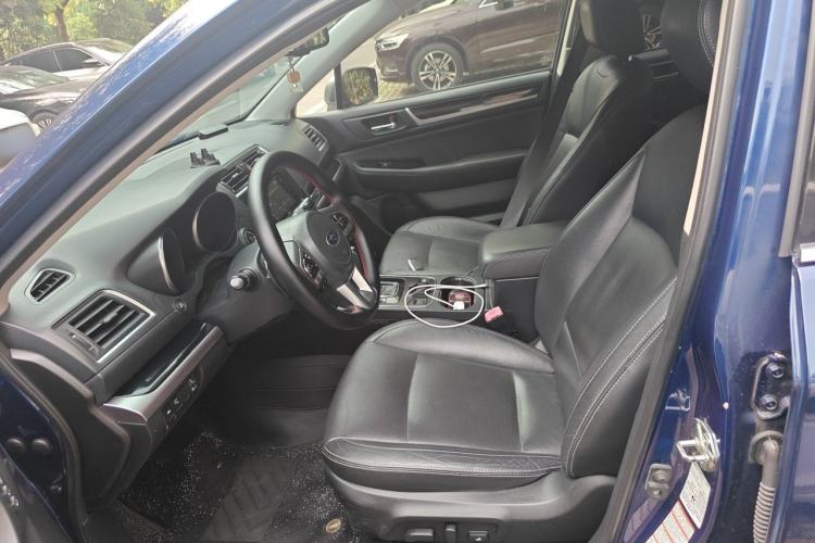 Used Subaru Legacy 2016 2.5i All-Wheel-Drive Glory Edition Left Front Seat
