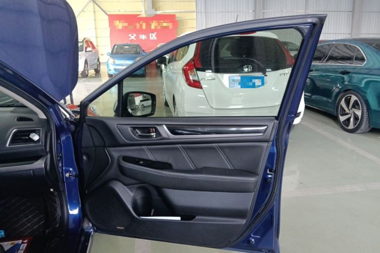 Used Subaru Legacy 2016 2.5i All-Wheel-Drive Glory Edition Right Front Door Interior
