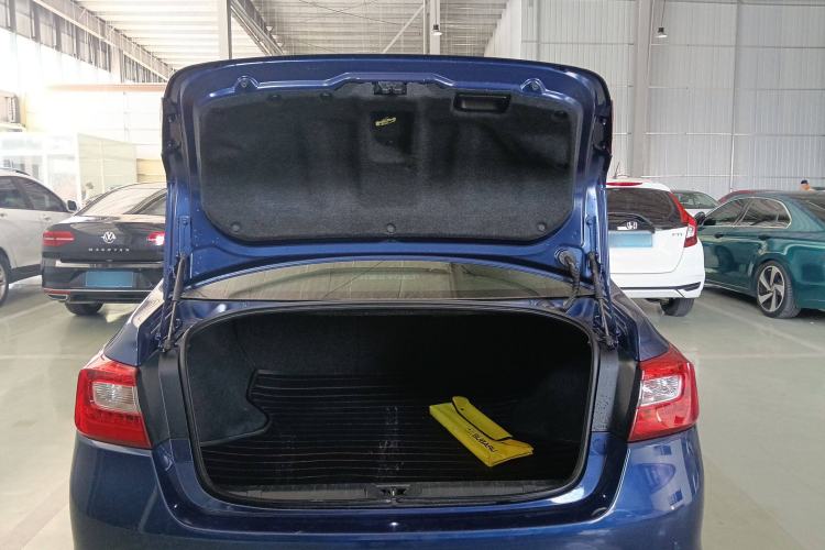 Used Subaru Legacy 2016 2.5i All-Wheel-Drive Glory Edition Trunk