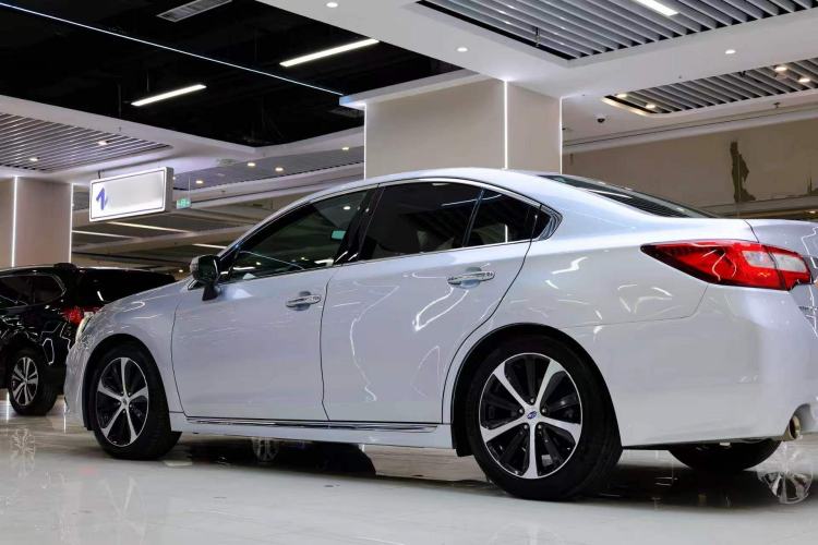 Used Subaru Legacy 2016 2.5i All-Wheel-Drive Glory Edition Exterior 11