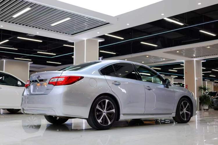 Used Subaru Legacy 2016 2.5i All-Wheel-Drive Glory Edition Exterior 13