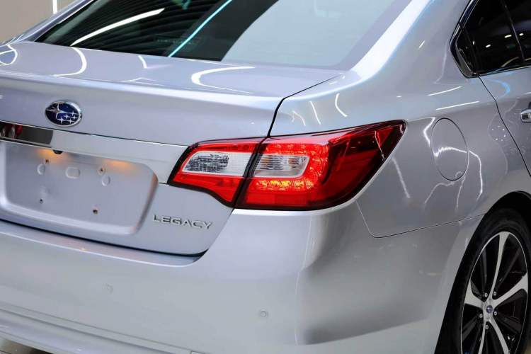 Used Subaru Legacy 2016 2.5i All-Wheel-Drive Glory Edition Exterior 14