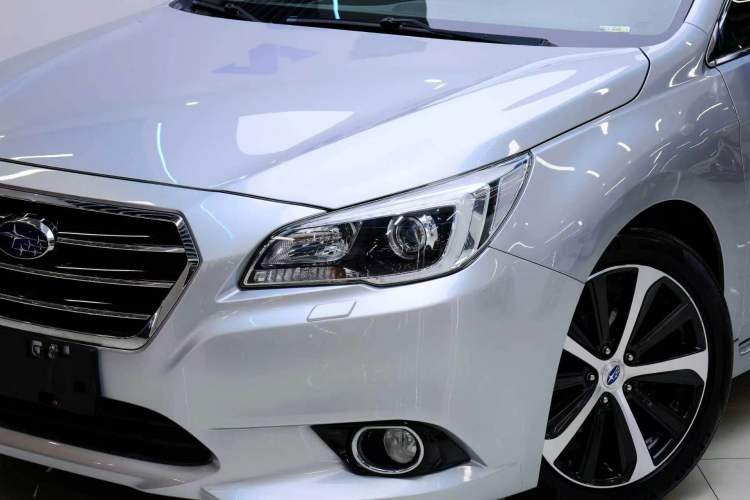 Used Subaru Legacy 2016 2.5i All-Wheel-Drive Glory Edition Exterior 9