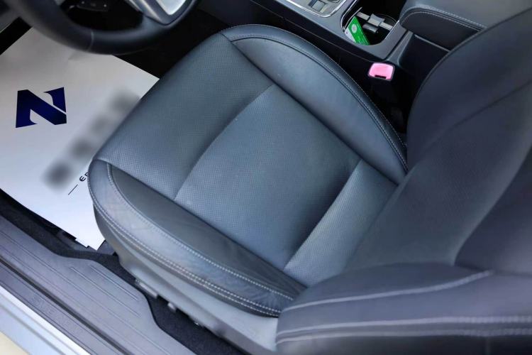 Used Subaru Legacy 2016 2.5i All-Wheel-Drive Glory Edition Interior 11