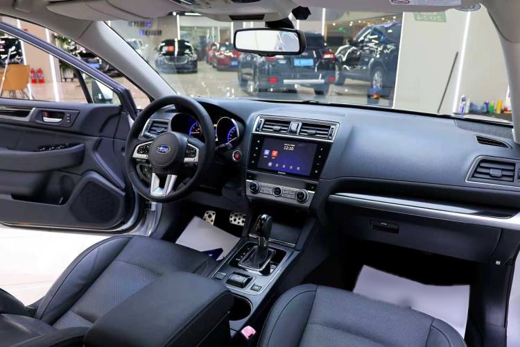 Used Subaru Legacy 2016 2.5i All-Wheel-Drive Glory Edition Interior 4