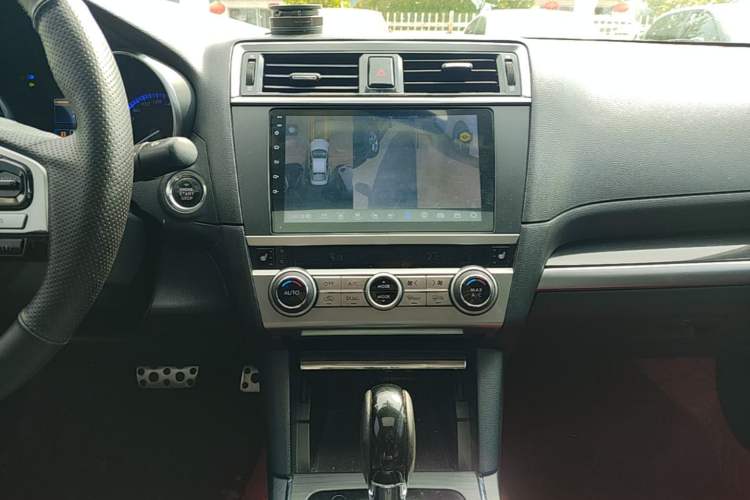 Used Subaru Legacy 2016 2.5i All-Wheel-Drive Glory Edition Audio And AC Panel