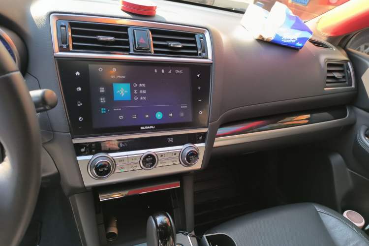Used Subaru Legacy 2016 2.5i All-Wheel-Drive Glory Edition Audio And AC Panel