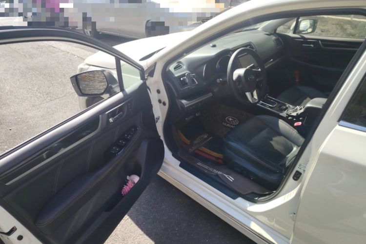 Used Subaru Legacy 2016 2.5i All-Wheel-Drive Glory Edition Driver Seat