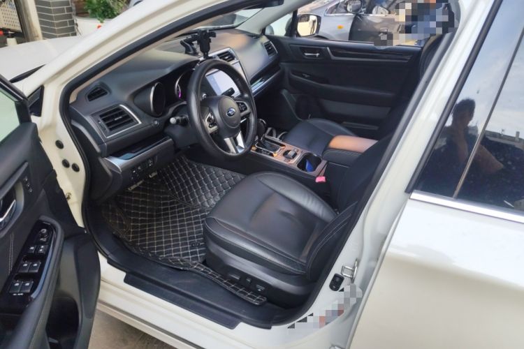 Used Subaru Legacy 2016 2.5i All-Wheel-Drive Glory Edition Driver Seat