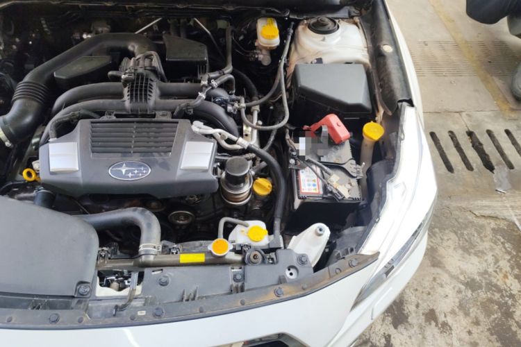 Used Subaru Legacy 2016 2.5i All-Wheel-Drive Glory Edition Engine Bay Left