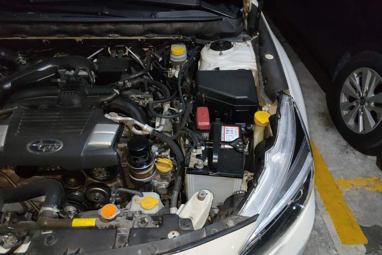 Used Subaru Legacy 2016 2.5i All-Wheel-Drive Glory Edition Engine Bay Left