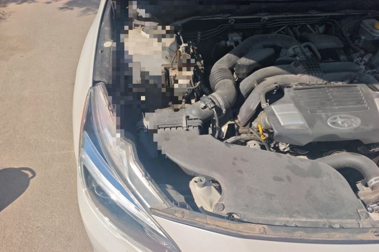 Used Subaru Legacy 2016 2.5i All-Wheel-Drive Glory Edition Engine Bay Right