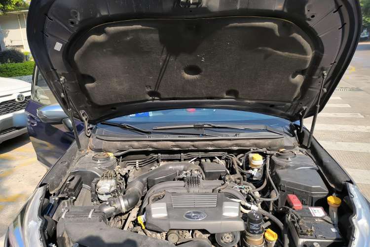Used Subaru Legacy 2016 2.5i All-Wheel-Drive Glory Edition Engine Bay