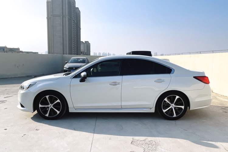 Used Subaru Legacy 2016 2.5i All-Wheel-Drive Glory Edition Exterior 3