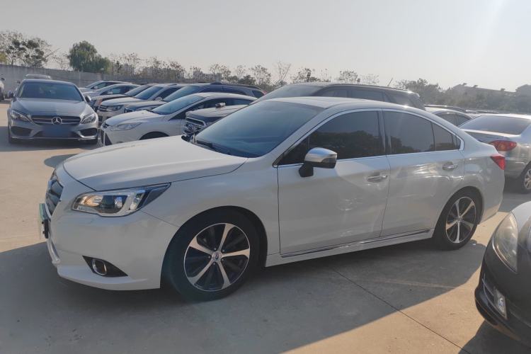 Used Subaru Legacy 2016 2.5i All-Wheel-Drive Glory Edition Exterior 3