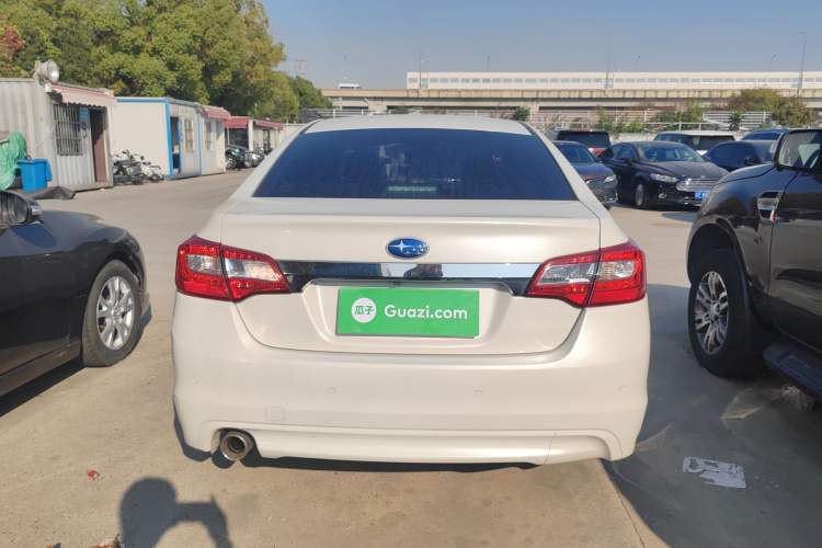 Used Subaru Legacy 2016 2.5i All-Wheel-Drive Glory Edition Exterior 4