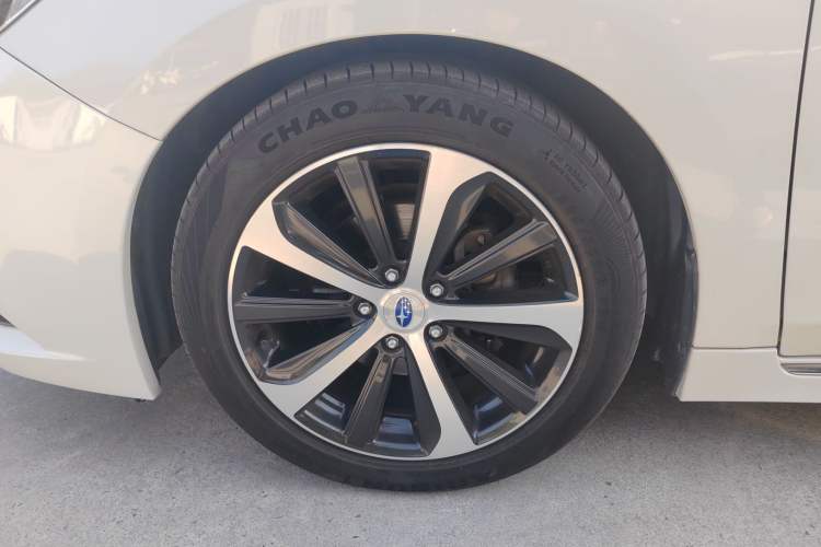Used Subaru Legacy 2016 2.5i All-Wheel-Drive Glory Edition Exterior 7