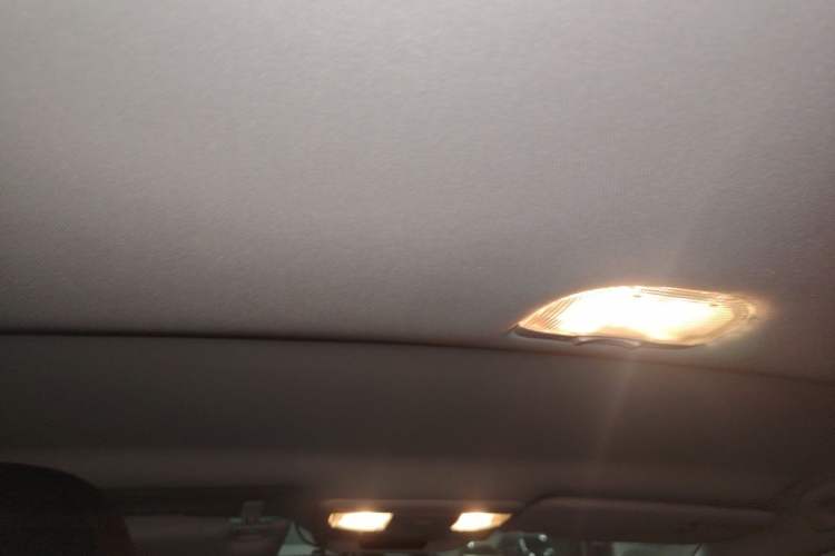 Used Subaru Legacy 2016 2.5i All-Wheel-Drive Fashion Edition Headliner