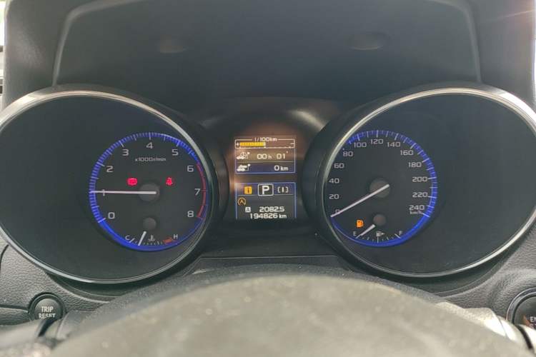 Used Subaru Legacy 2016 2.5i All-Wheel-Drive Glory Edition Instrument Cluster