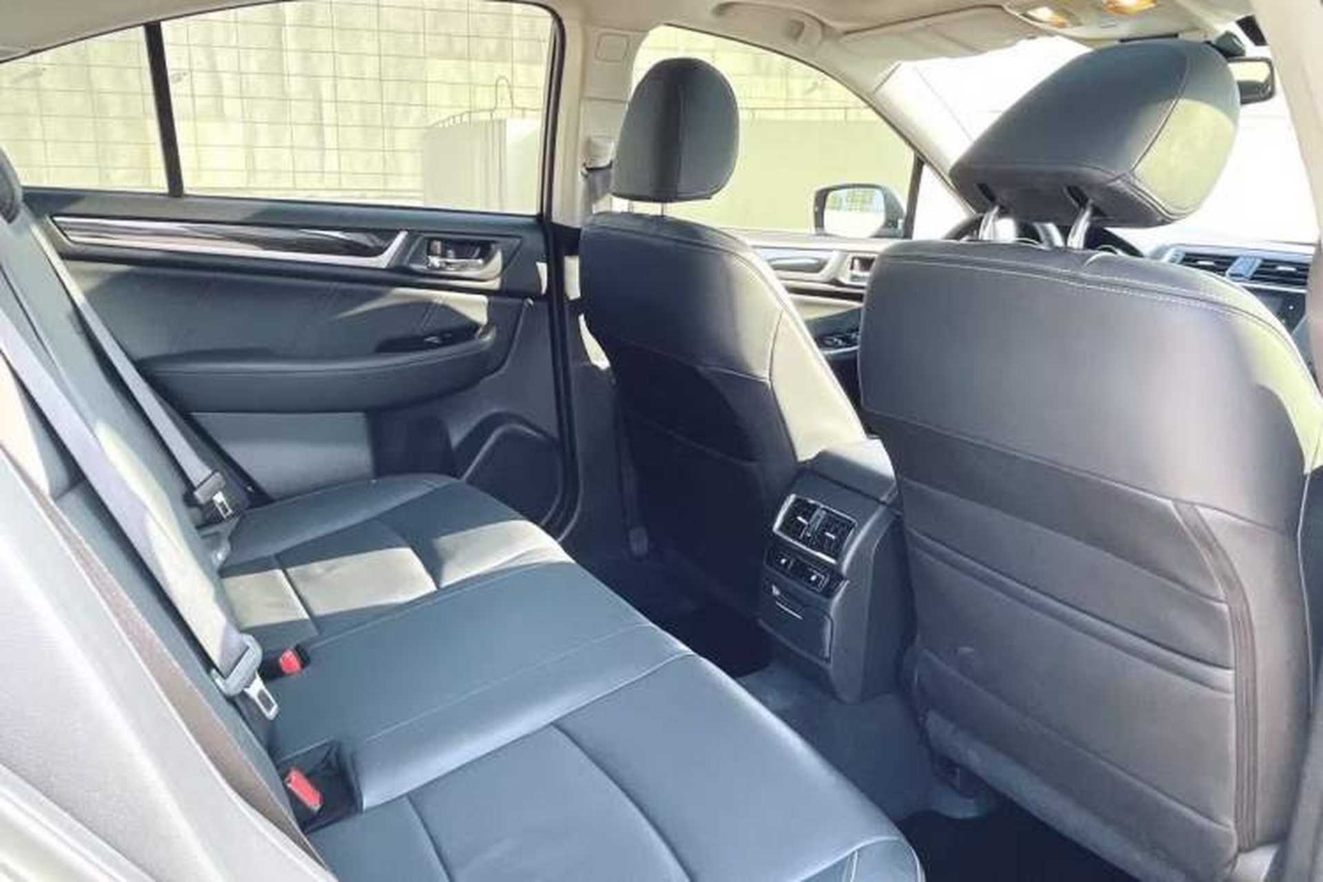 Used Subaru Legacy 2016 2.5i All-Wheel-Drive Glory Edition Interior 6