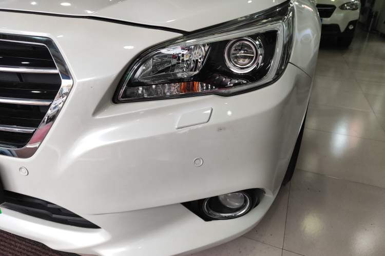 Used Subaru Legacy 2016 2.5i All-Wheel-Drive Glory Edition Left Front Headlight