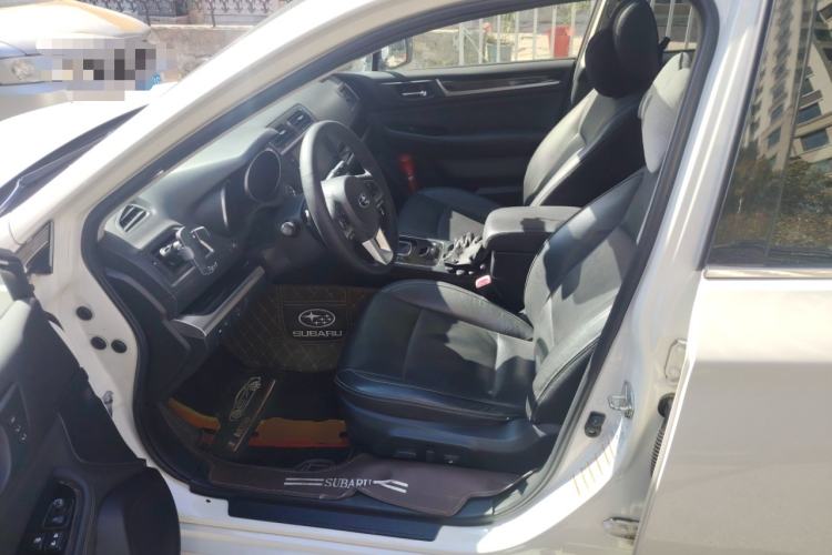 Used Subaru Legacy 2016 2.5i All-Wheel-Drive Glory Edition Left Front Seat