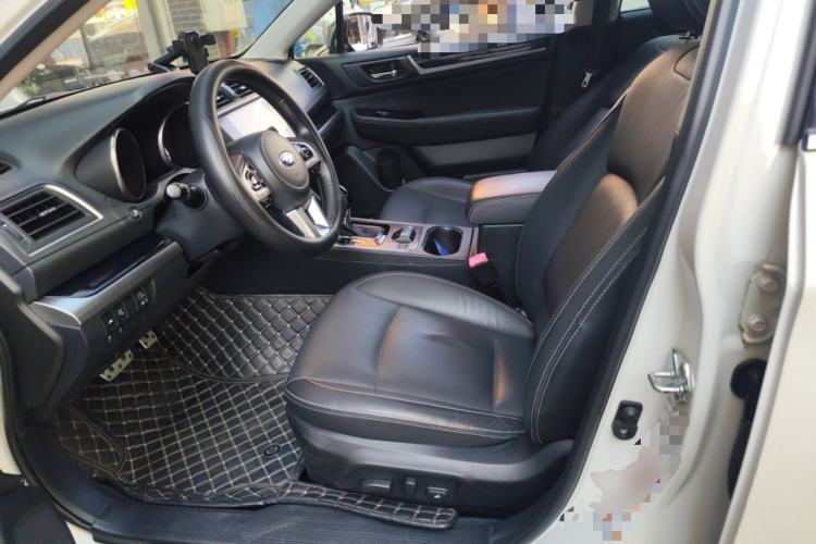 Used Subaru Legacy 2016 2.5i All-Wheel-Drive Glory Edition Left Front Seat