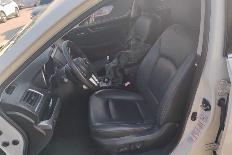 Used Subaru Legacy 2016 2.5i All-Wheel-Drive Glory Edition Left Front Seat