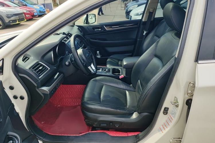 Used Subaru Legacy 2016 2.5i All-Wheel-Drive Glory Edition Left Front Seat