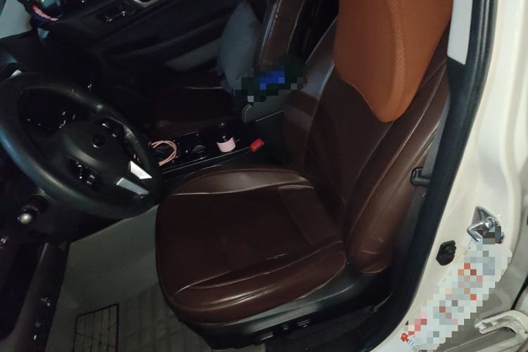 Used Subaru Legacy 2016 2.5i All-Wheel-Drive Glory Edition Left Front Seat