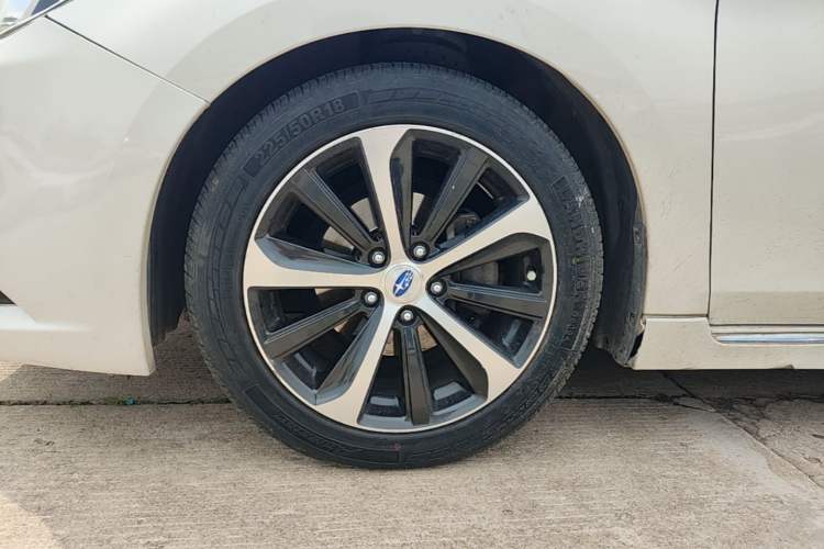 Used Subaru Legacy 2016 2.5i All-Wheel-Drive Glory Edition Left Front Wheel Hub