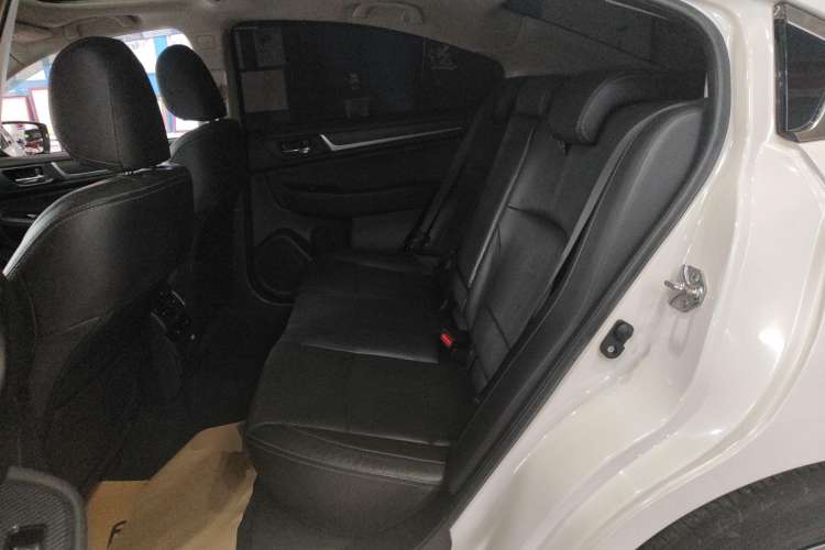 Used Subaru Legacy 2016 2.5i All-Wheel-Drive Glory Edition Left Rear Seat