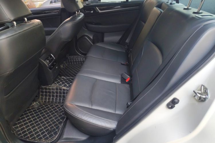 Used Subaru Legacy 2016 2.5i All-Wheel-Drive Glory Edition Left Rear Seat