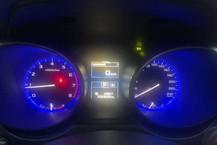 Used Subaru Legacy 2016 2.5i All-Wheel-Drive Glory Edition Odometer Close Up