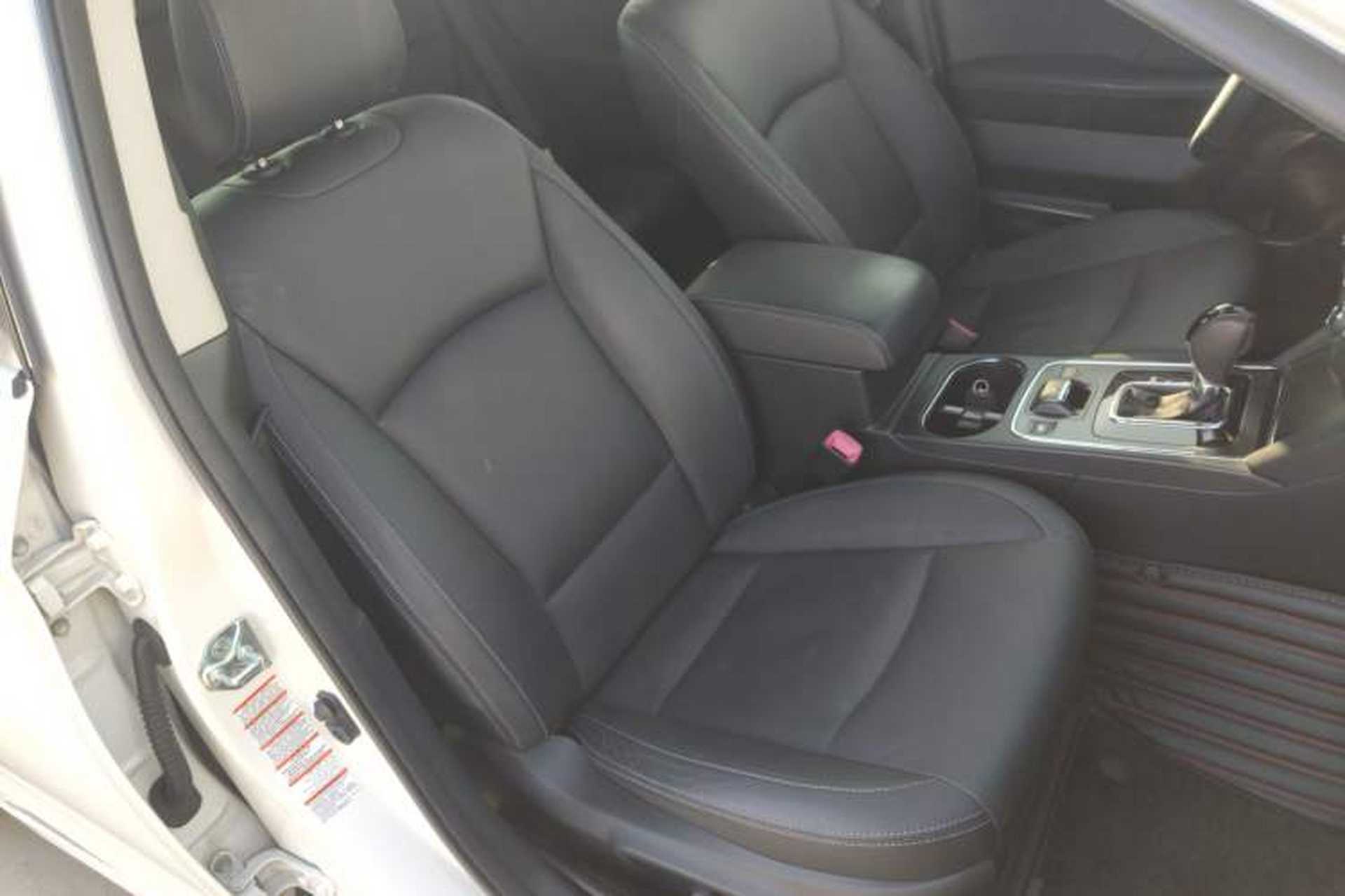 Used Subaru Legacy 2016 2.5i All-Wheel-Drive Glory Edition Right Front Seat