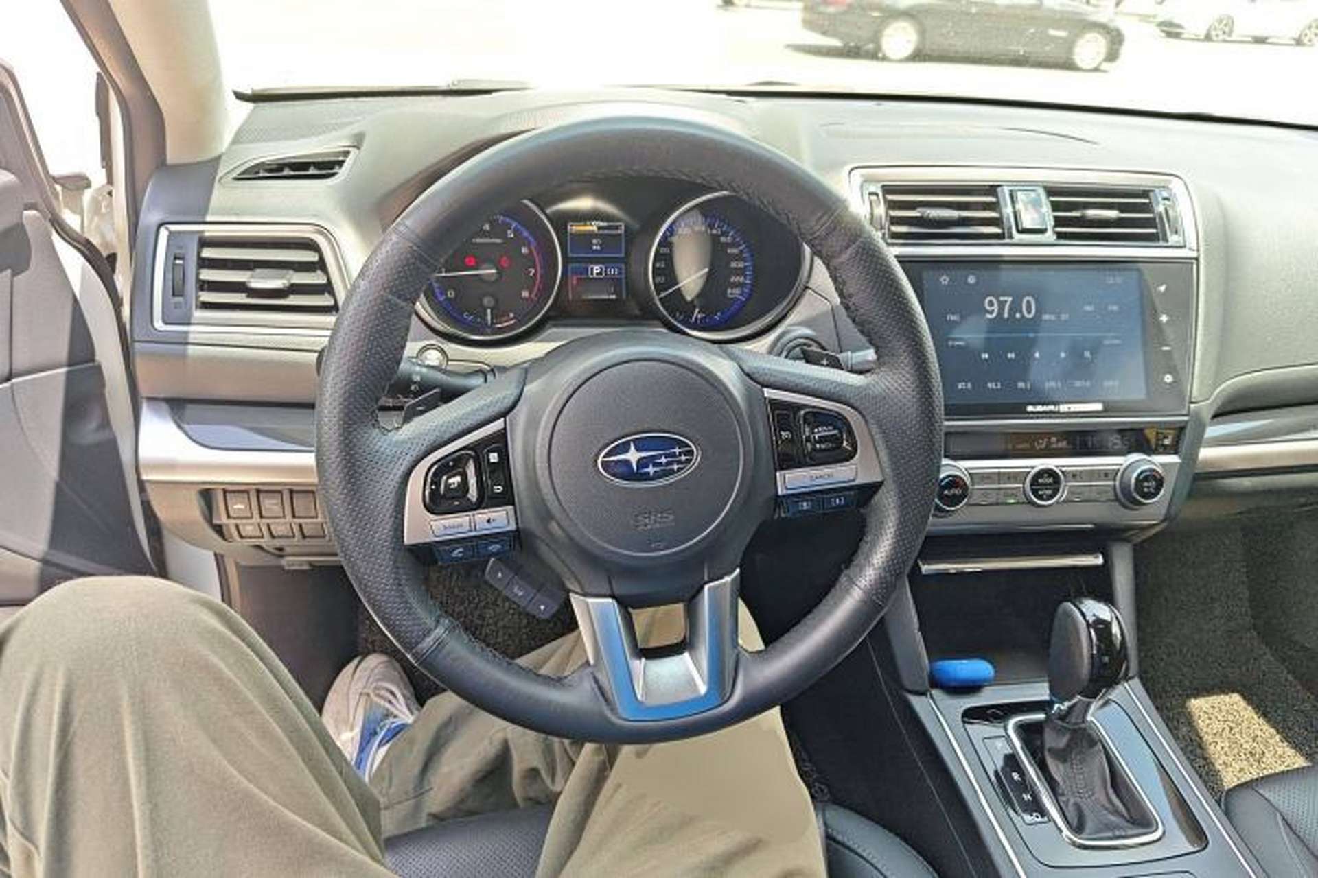 Used Subaru Legacy 2016 2.5i All-Wheel-Drive Glory Edition Steering Wheel