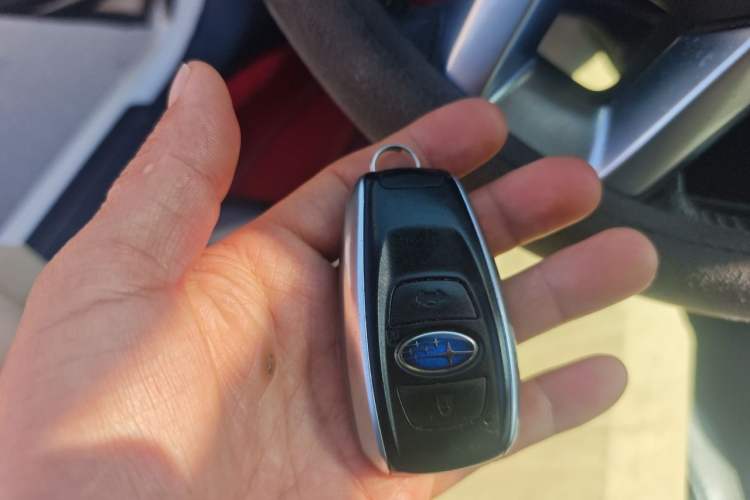 Used Subaru Legacy 2016 2.5i All-Wheel-Drive Glory Edition Vehicle Key