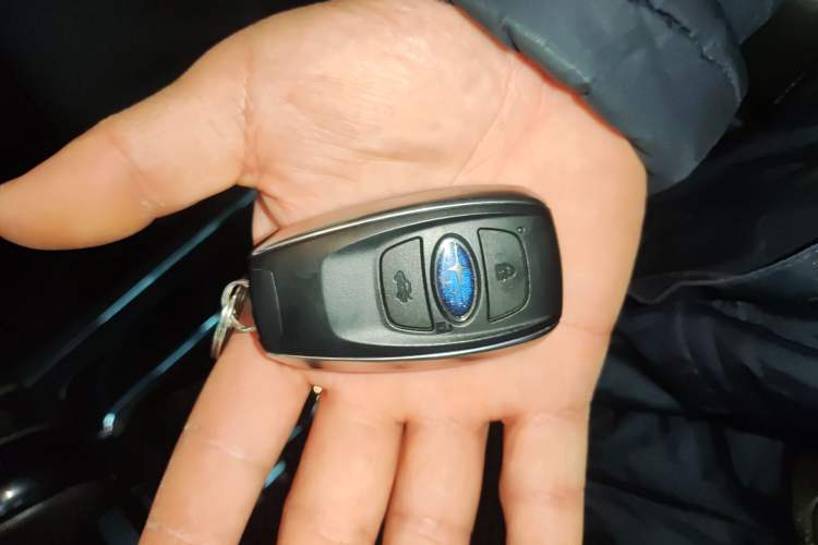 Used Subaru Legacy 2016 2.5i All-Wheel-Drive Glory Edition Vehicle Key