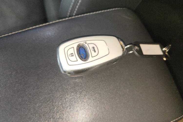 Used Subaru Legacy 2016 2.5i All-Wheel-Drive Glory Edition Vehicle Key