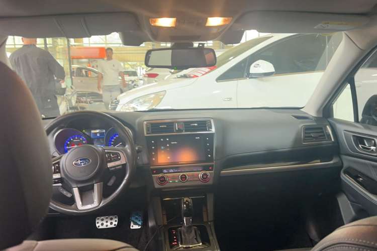 Used Subaru Legacy 2017 2.5i All-Wheel-Drive Prestige Edition EyeSight Interior 3
