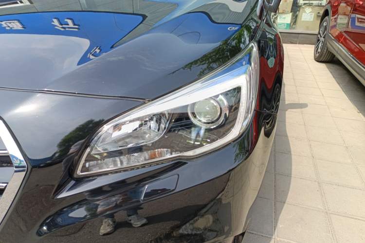 Used Subaru Legacy 2017 2.5i All-Wheel-Drive Glory Edition Left Front Headlight