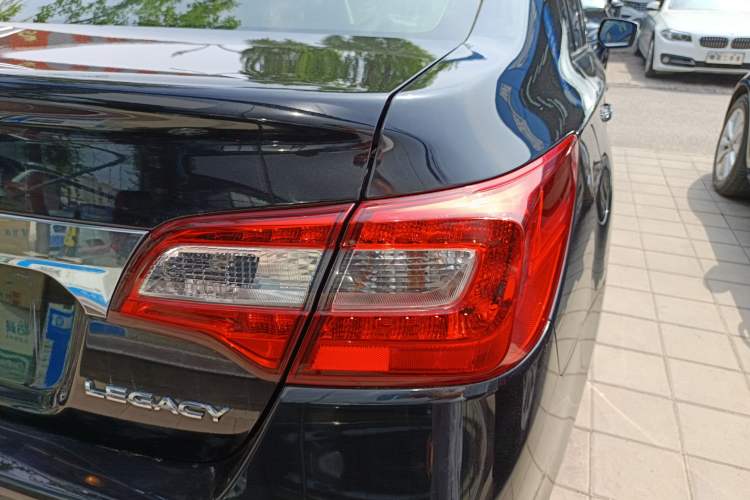 Used Subaru Legacy 2017 2.5i All-Wheel-Drive Glory Edition Right Rear Taillight