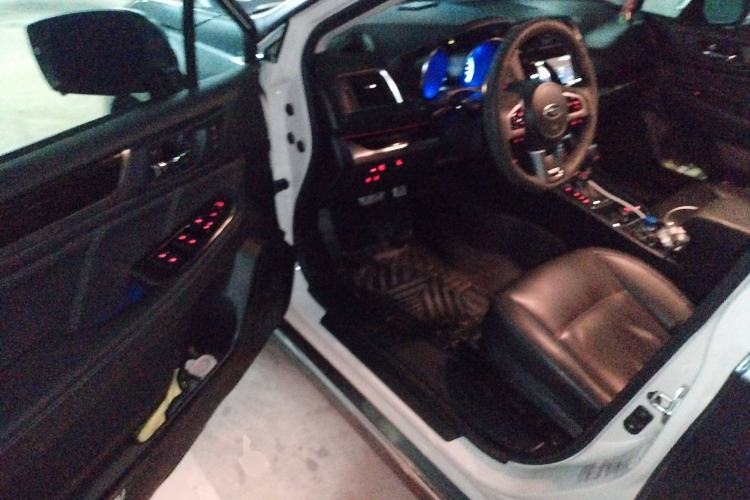 Used Subaru Legacy 2017 2.5i All-Wheel-Drive Glory Edition Interior 3