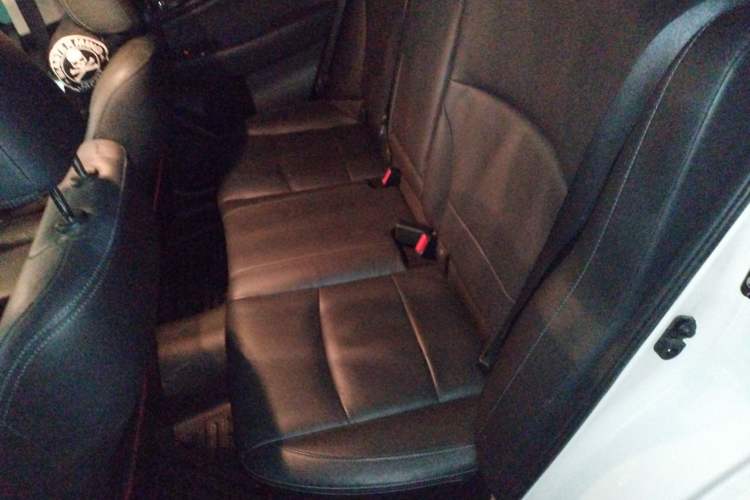 Used Subaru Legacy 2017 2.5i All-Wheel-Drive Glory Edition Interior 4