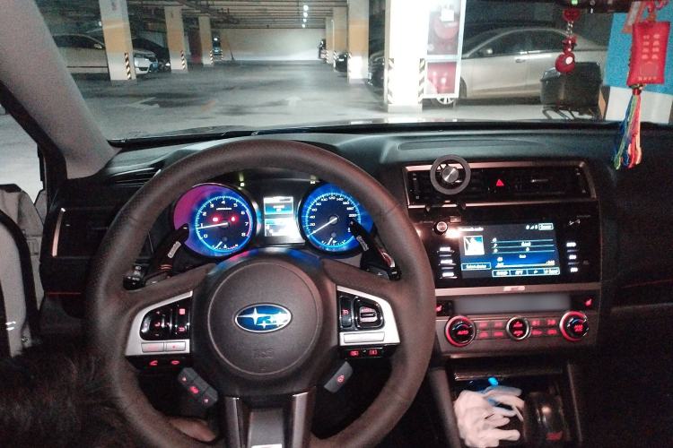 Used Subaru Legacy 2017 2.5i All-Wheel-Drive Glory Edition Steering Wheel