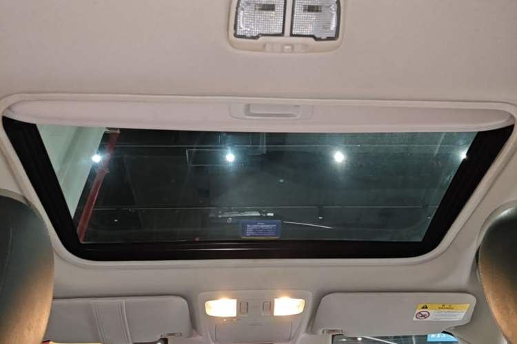 Used Subaru Legacy 2017 2.5i All-Wheel-Drive Prestige Edition EyeSight Headliner