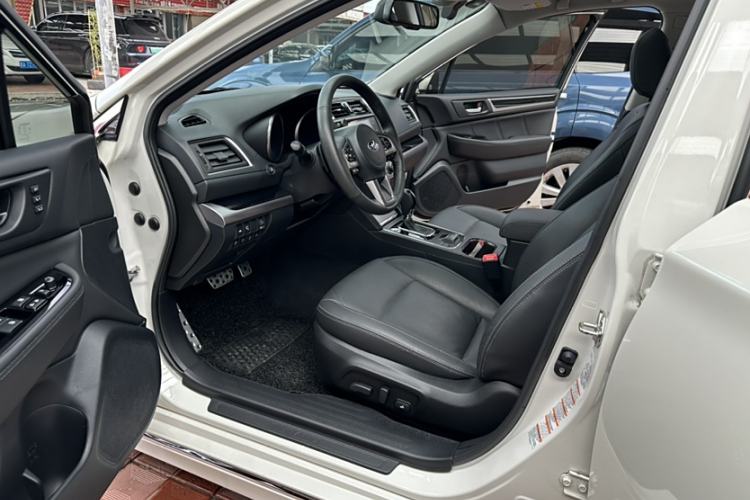 Used Subaru Legacy 2017 2.5i All-Wheel-Drive Prestige Edition EyeSight Interior 15