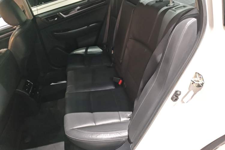 Used Subaru Legacy 2017 2.5i All-Wheel-Drive Prestige Edition EyeSight Left Rear Seat