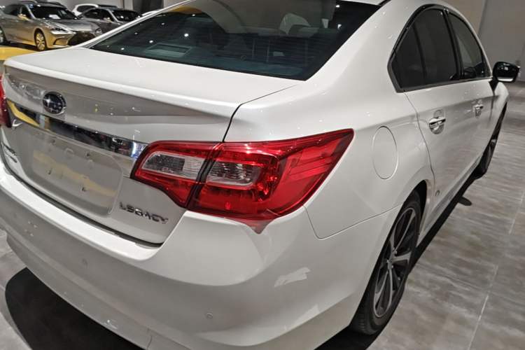 Used Subaru Legacy 2017 2.5i All-Wheel-Drive Prestige Edition EyeSight Right Rear Taillight